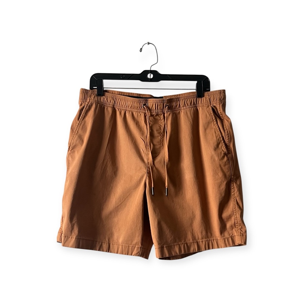 GAP Men's‎ Tan Flat Front Shorts, Size L, Pre-owned